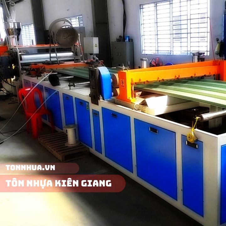 Dây Chuyền Sản Xuất Tôn Nhựa PVC
