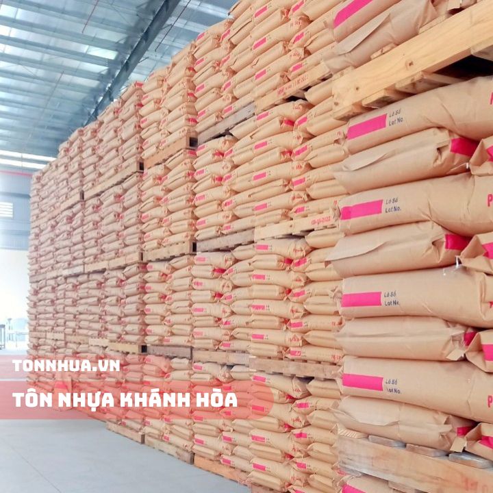 Nguyên Liệu Sản Xuất Tôn Nhựa PVC Khánh Hòa